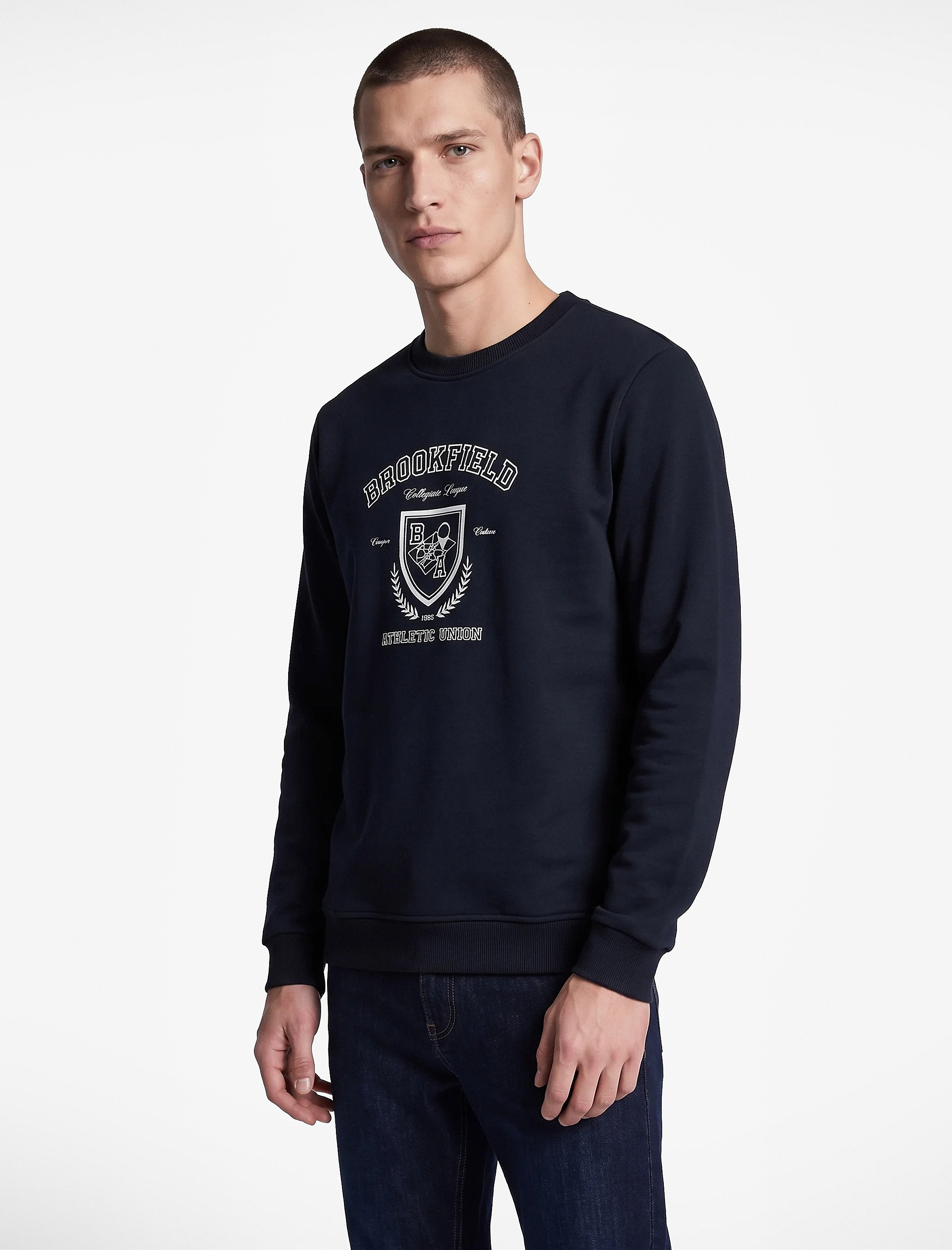 SWEATSHIRTS
