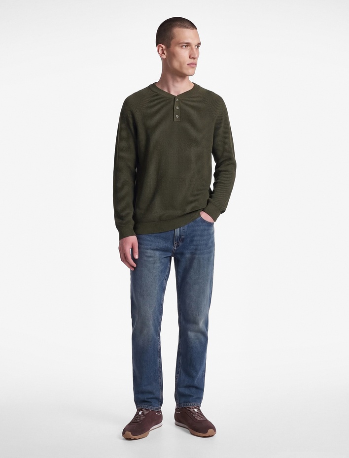  Regular Fit Düğmeli Uzun Kollu Henley Yaka Triko Kazak