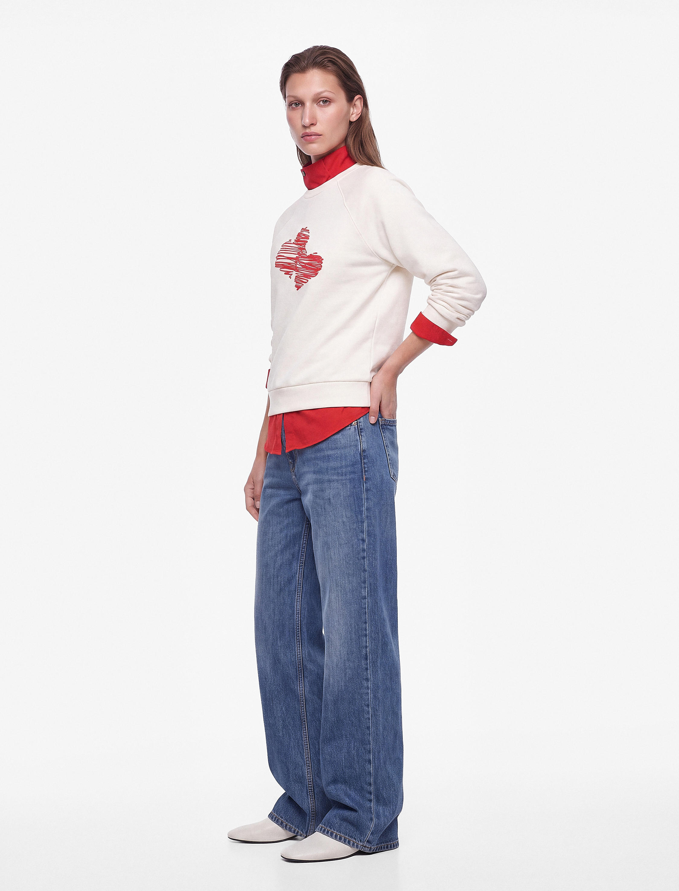   Pamuklu Bisiklet Yaka Uzun Kollu Kalp Baskılı Sweatshirt