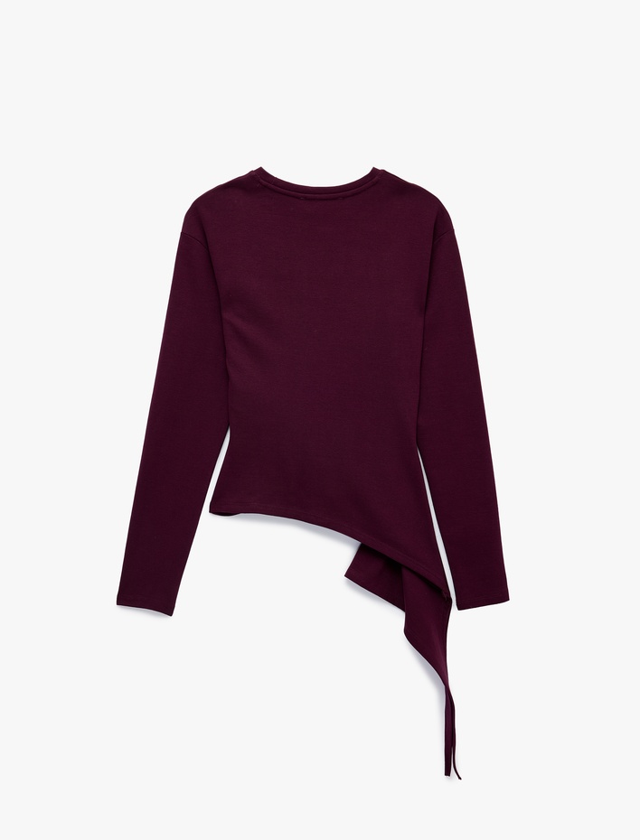  Asimetrik Kesim Slim Fit Bisiklet Yaka Kısa Kollu Pamuklu Tişört