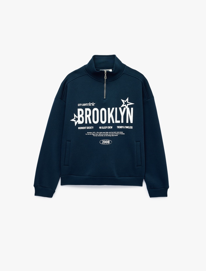  Şardonlu Rahat Kalıp Dik Yaka Yarım Fermuarlı Uzun Kollu Baskılı Sweatshirt