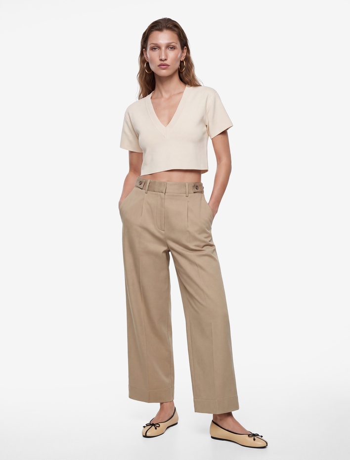  Boxy Fit Kısa Kollu V Yaka Crop Triko Kazak