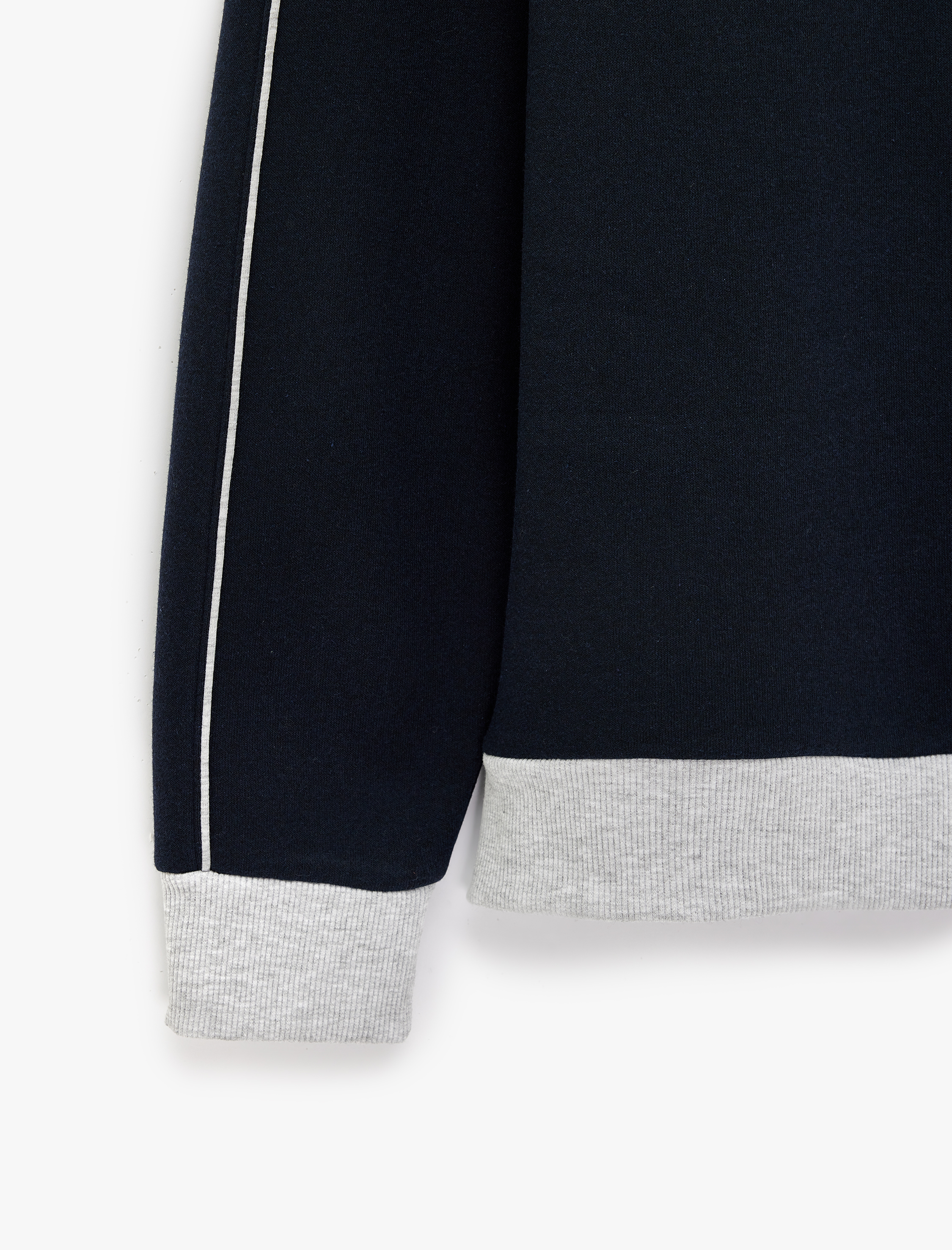   Uzun Kollu Üç İplik Şardonlu Bisiklet Yaka Renk Bloklu Sweatshirt