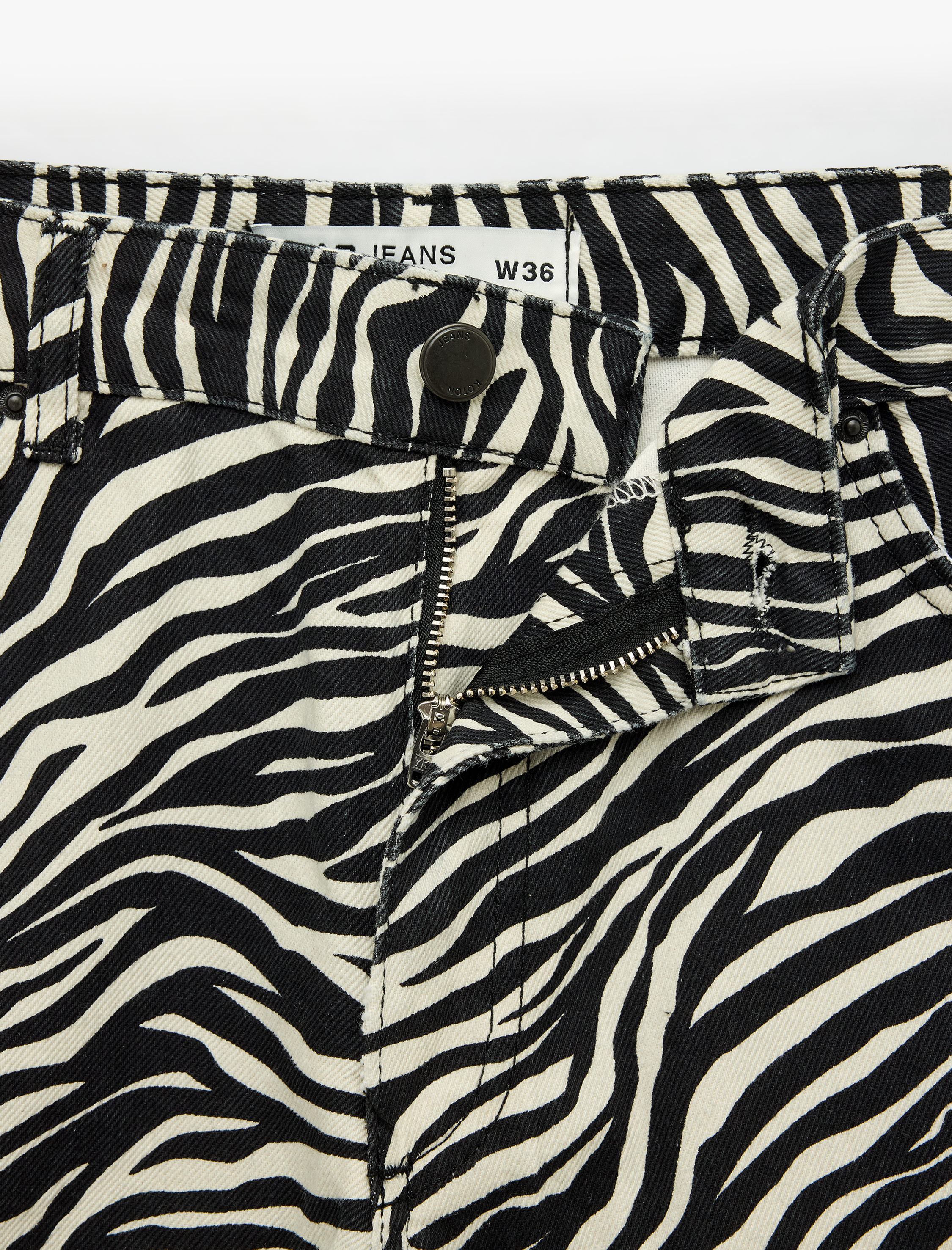  Cepli Düğmeli Düşük Bel Rahat Kalıp Zebra Desenli Baggy Pantolon