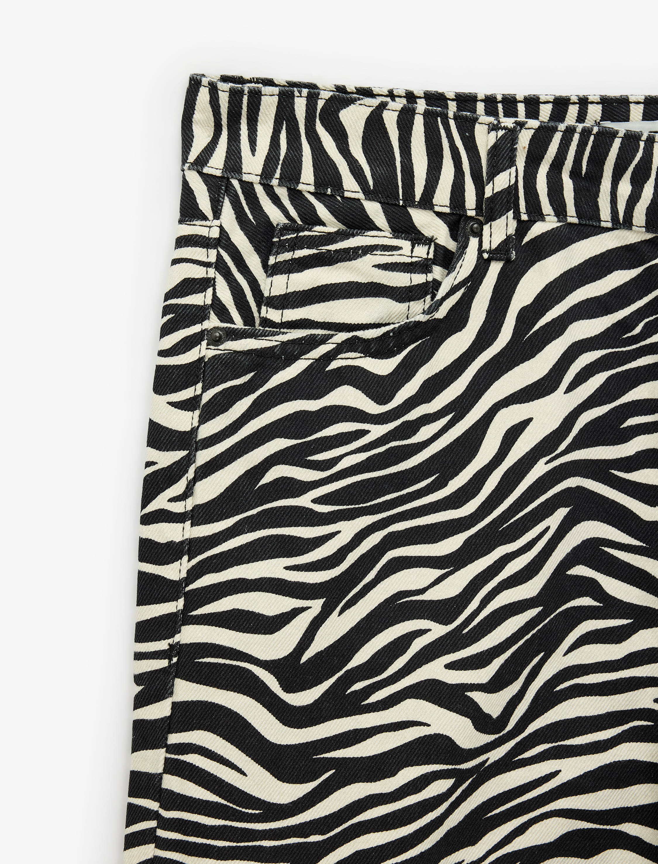   Cepli Düğmeli Düşük Bel Rahat Kalıp Zebra Desenli Baggy Pantolon