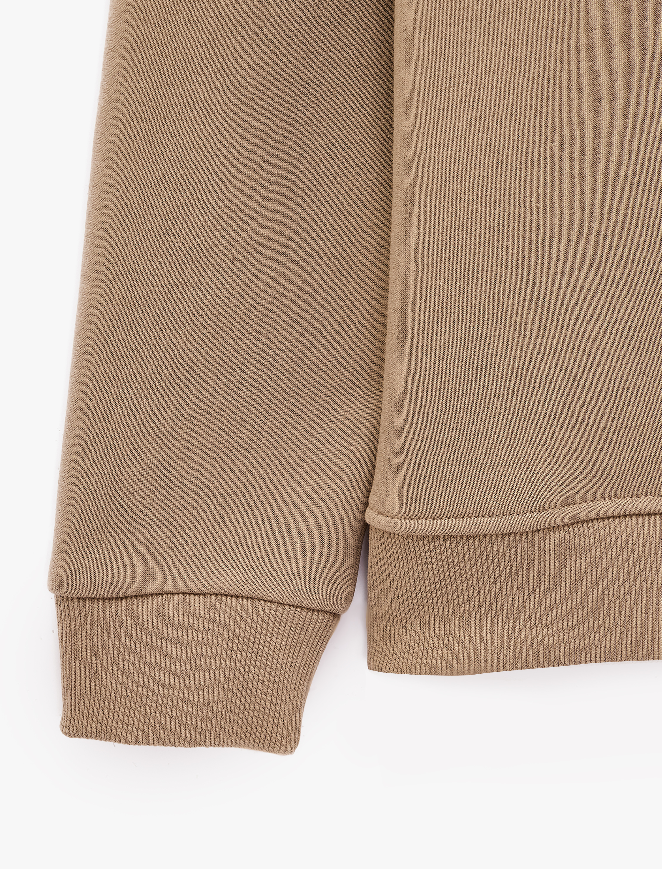   Uzun Kollu Nakışlı Şardonlu Yarım Fermuarlı Sweatshirt