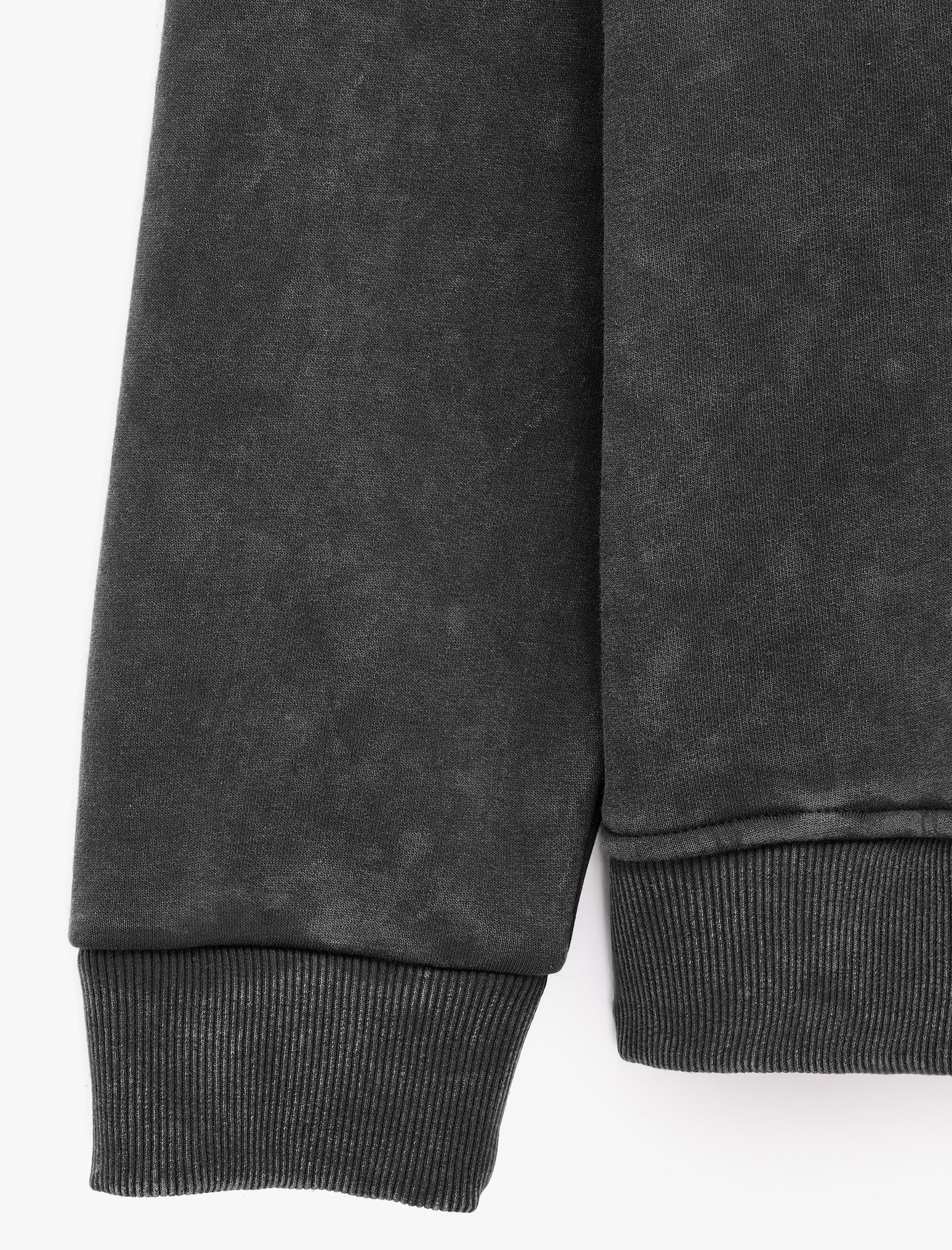   Şardonlu Bisiklet Yaka Uzun Kollu Oversize Yıkamalı Baskılı Sweatshirt