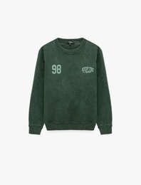 Şardonlu Yıkamalı Bisiklet Yaka Uzun Kollu Baskılı Sweatshirt