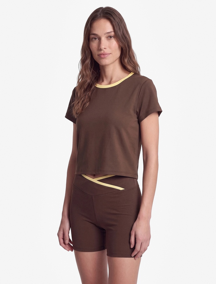  Biyeli Slim Fit Bisiklet Yaka Kısa Kollu Spor Tişört