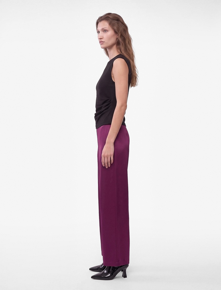  Regular Fit Normal Bel Düz Geniş Paça Saten Pantolon