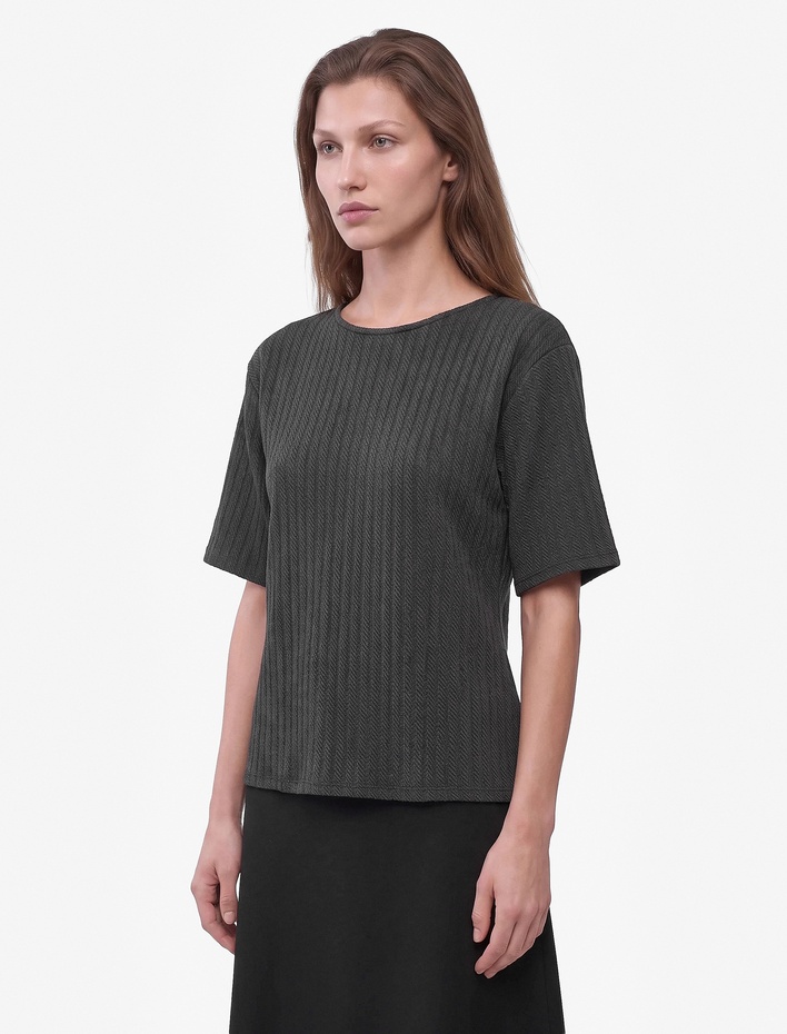  Slim Fit Bisiklet Yaka Kısa Kollu Hafif Peplum Kesim Kaşkorse Bluz