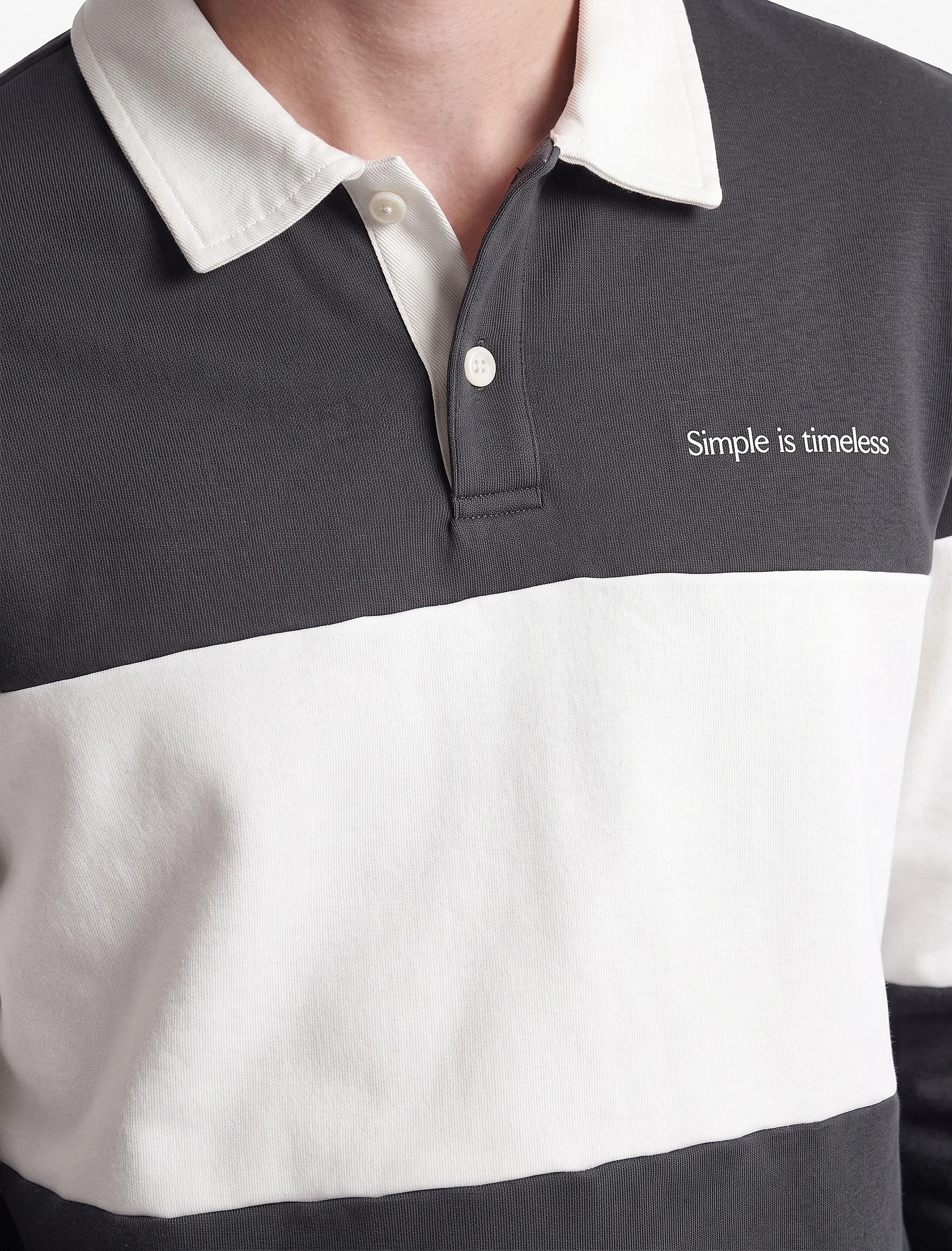   Renk Bloklu Nakışlı Polo Yaka Uzun Kollu Sweatshirt