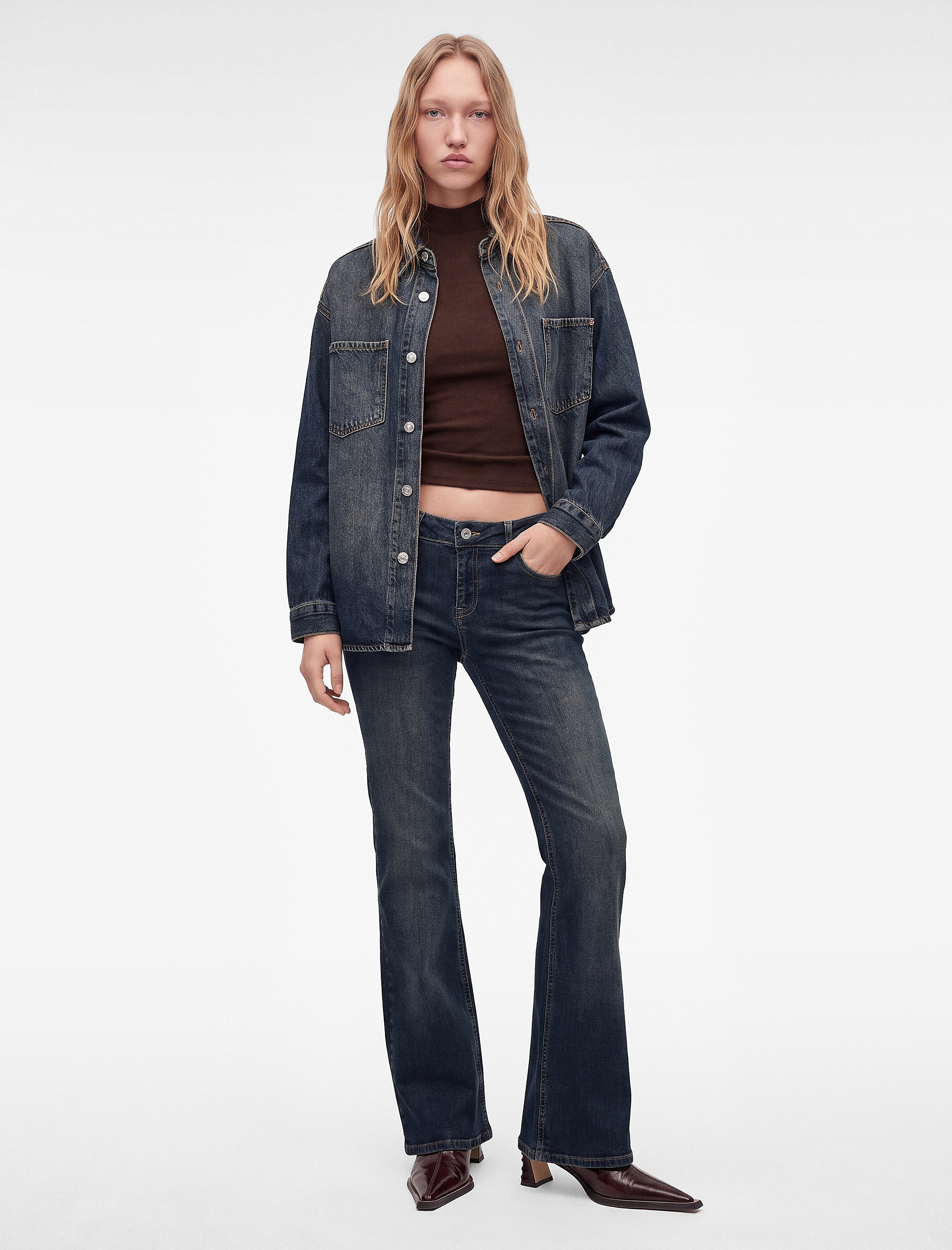   Cepli Regular Fit Pamuklu Düğmeli Uzun Kollu Klasik Yaka Denim Gömlek