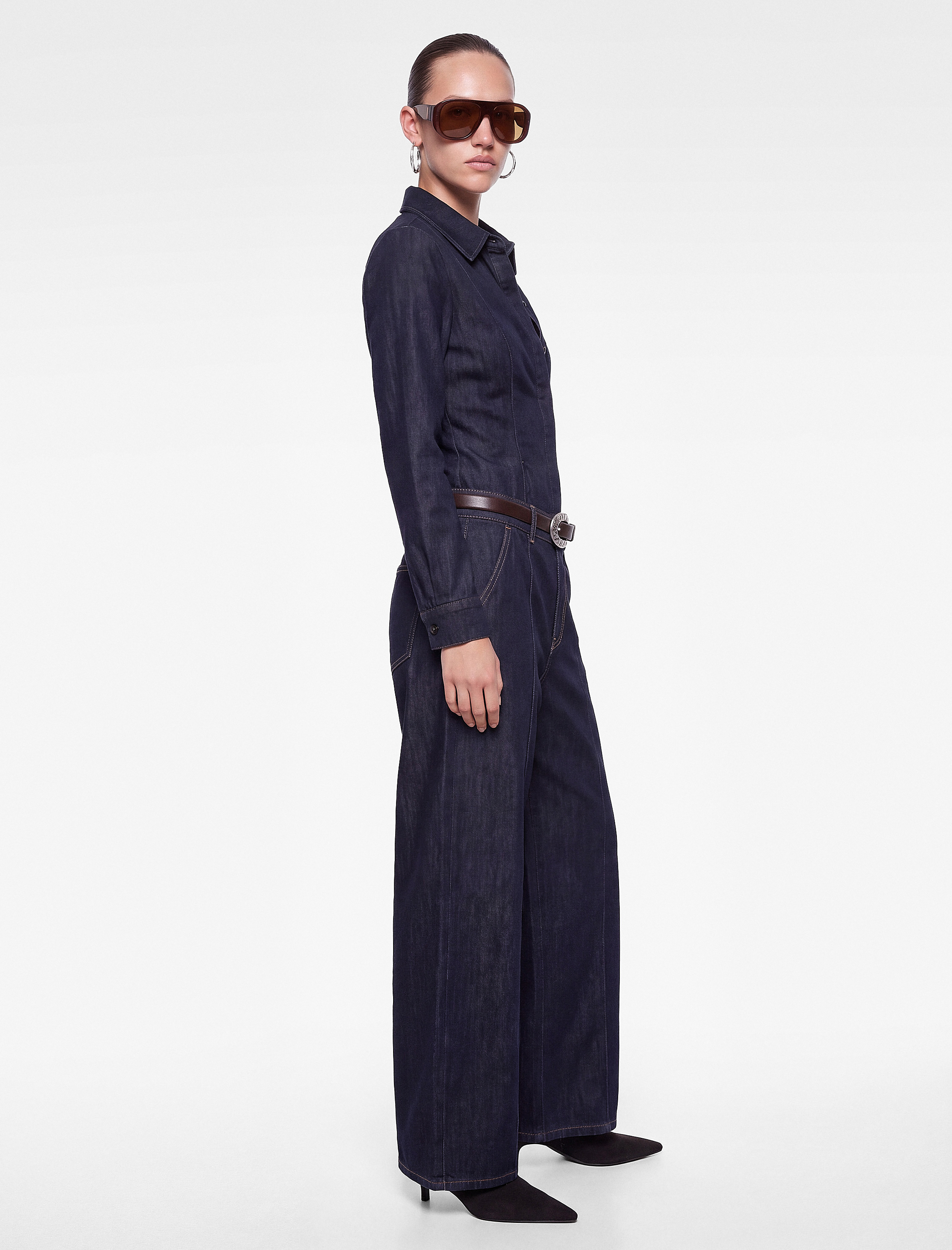   Koton X Selected by Melis Ağazat - Pamuklu Uzun Kollu Klasik Yaka Düğmeli Peplum Denim Gömlek