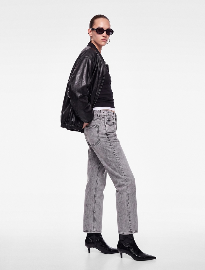  Pamuklu Düğmeli Normal Bel Düz Paça Denim Pantolon - Straight Fit Jean