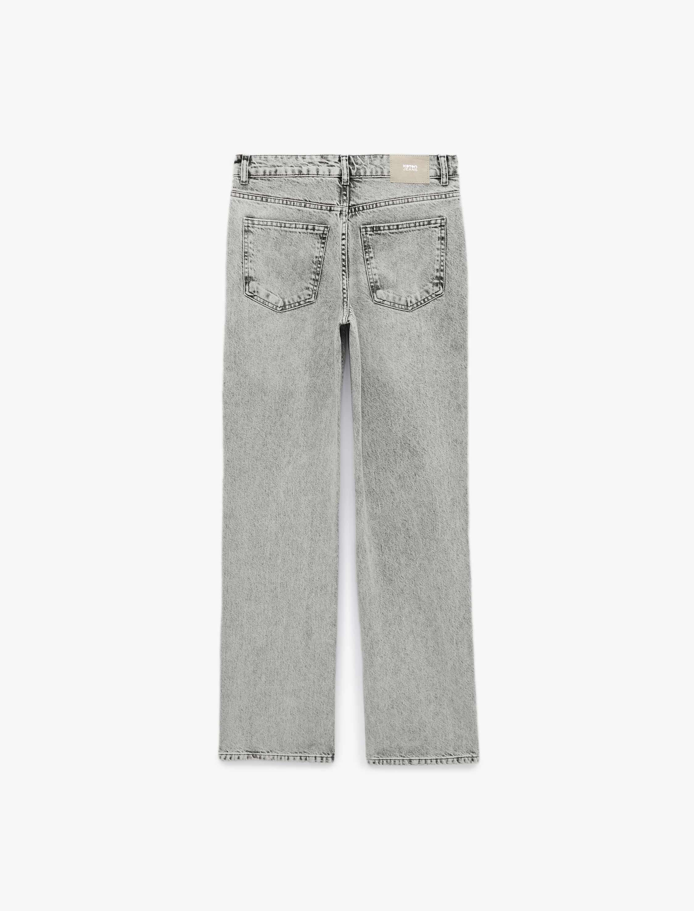   Koton X Selected by Melis Ağazat - Pamuklu Düğmeli Normal Bel Straight Fit Denim Pantolon