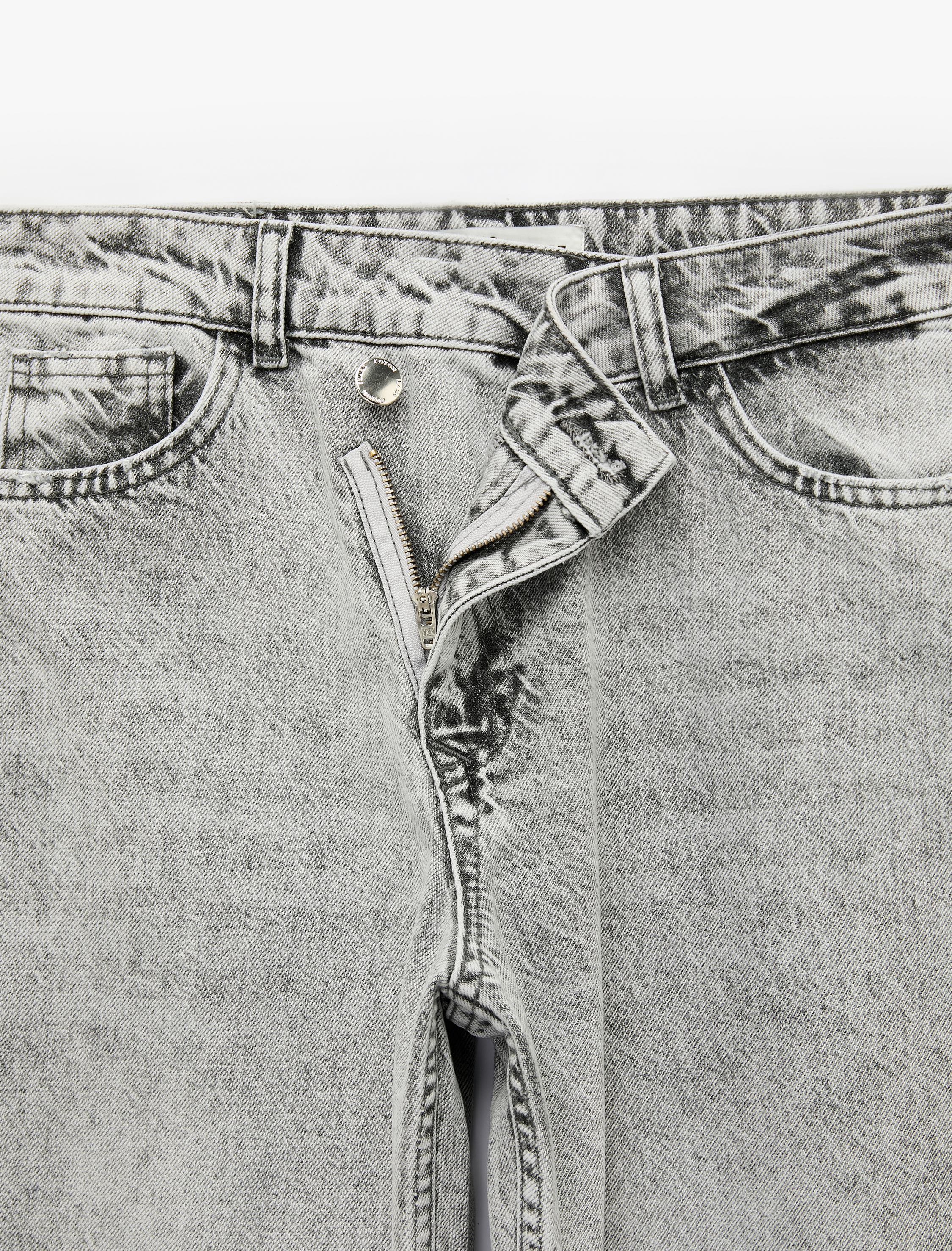  Koton X Selected by Melis Ağazat - Pamuklu Düğmeli Normal Bel Straight Fit Denim Pantolon