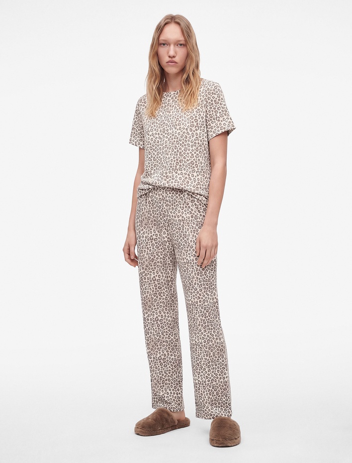  Leopar Desenli Kısa Kollu Pijama Takımı