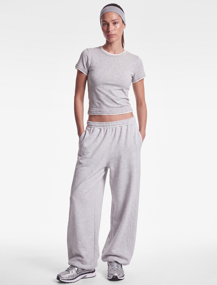  Modal Kumaş Slim Fit Biyeli Katmanlı Bisiklet Yaka Kısa Kollu Spor Tişört