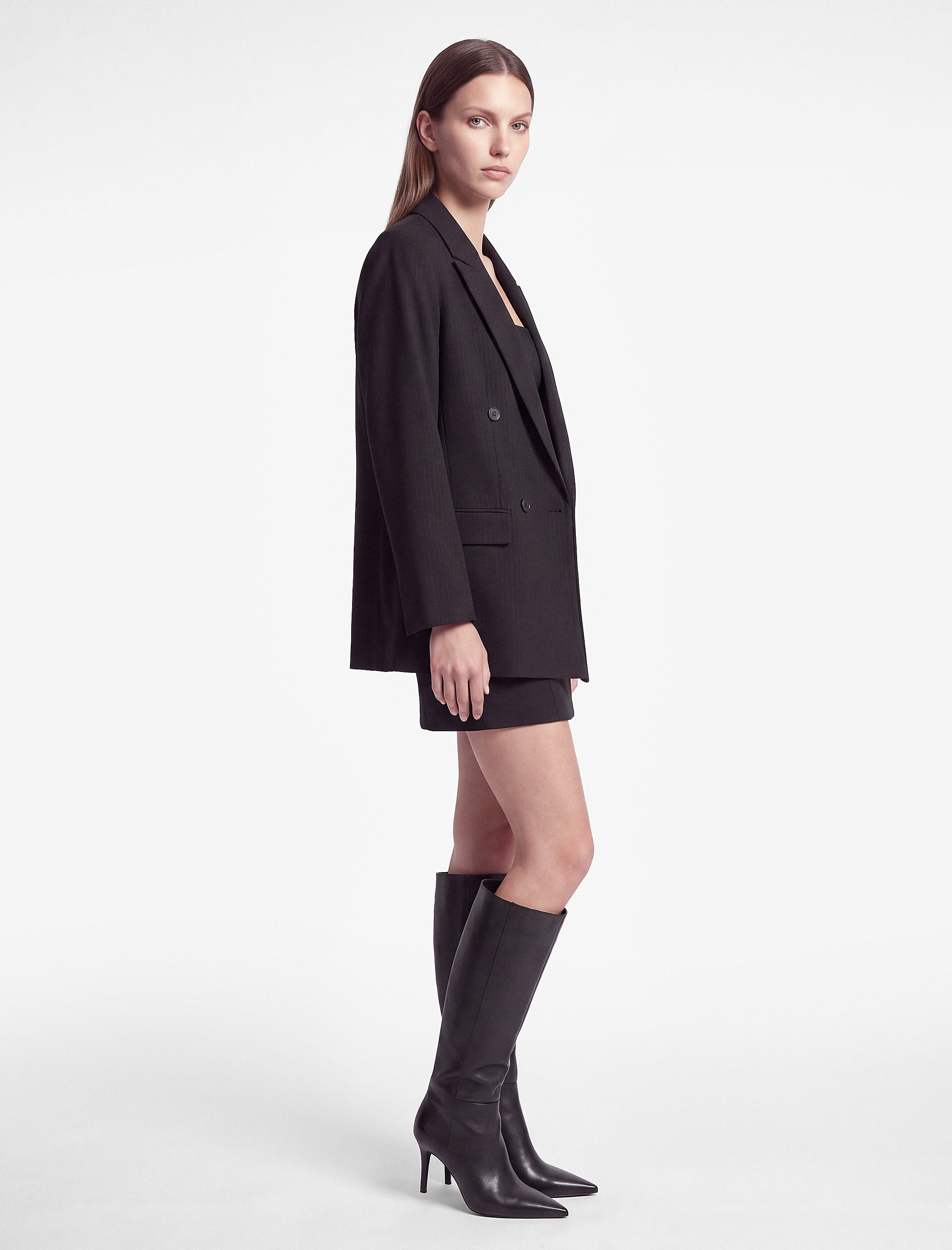   Uzun Kollu Cepli Düğmeli Oversize Kruvaze Blazer Ceket