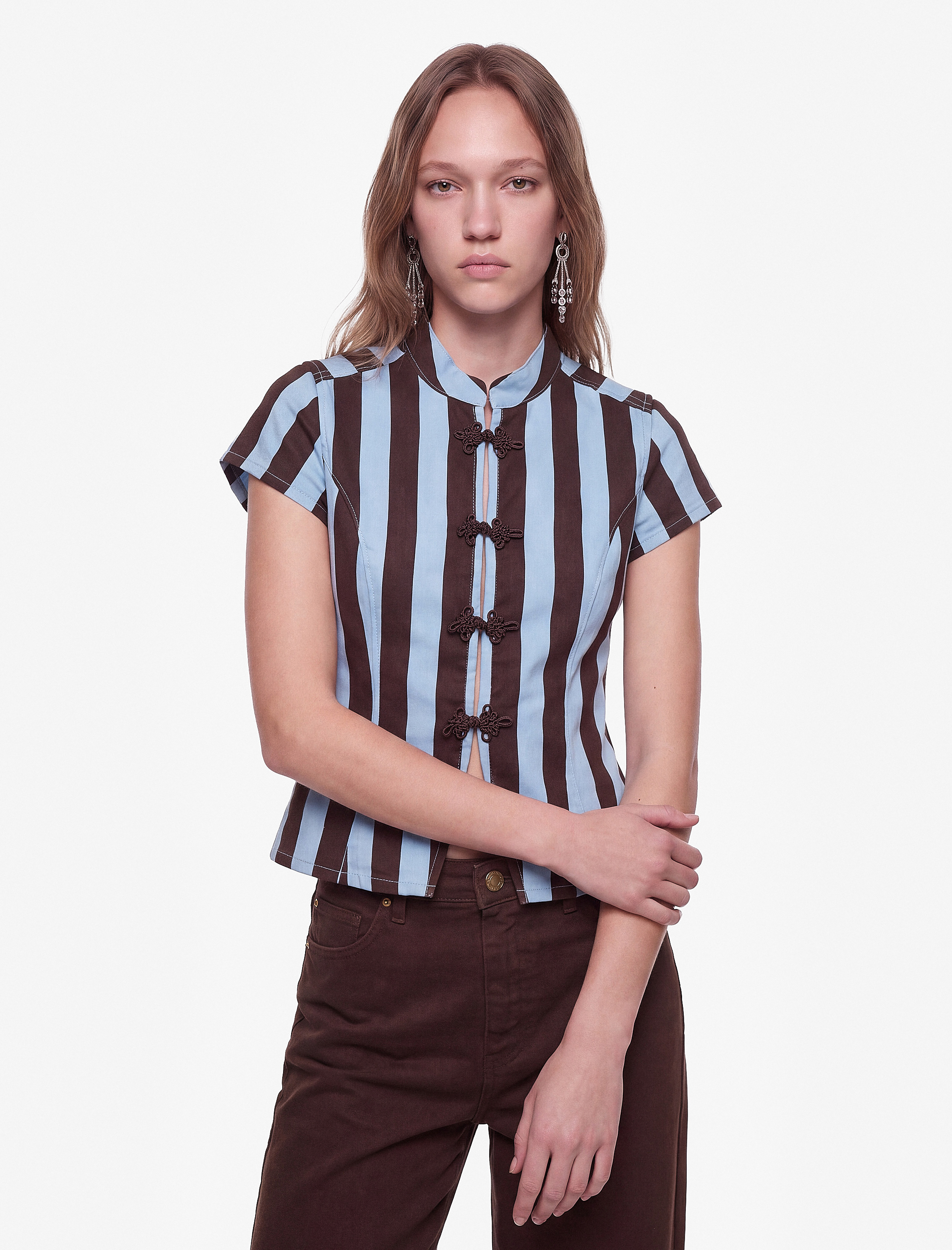  Kısa Kollu Süslü Düğmeli Qipao Yaka Çizgili Denim Bluz