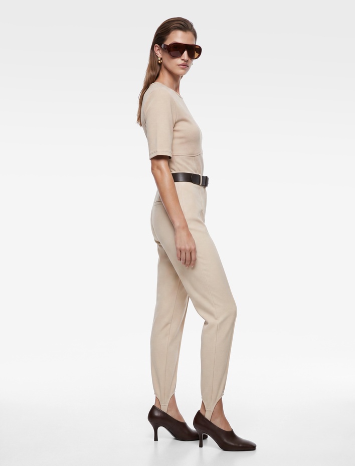  Slim Fit Bisiklet Yaka Kısa Kollu Balenli Korse Detaylı Tişört