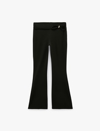 Bağcıklı Metal Aksesuarlı Slim Fit Krep Scuba Kumaş İspanyol Paça Pantolon
