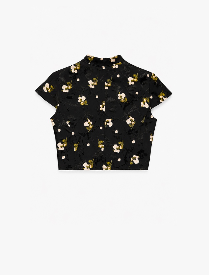  Süslü Düğmeli Kısa Kollu Çiçek Desenli Dik Qipao Yaka Crop Bluz