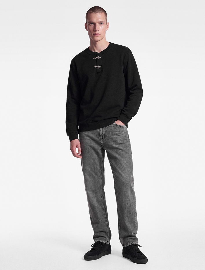  Uzun Kollu Süslü Kapamalı Üç İplik Şardonlu Bisiklet Yaka Sweatshirt