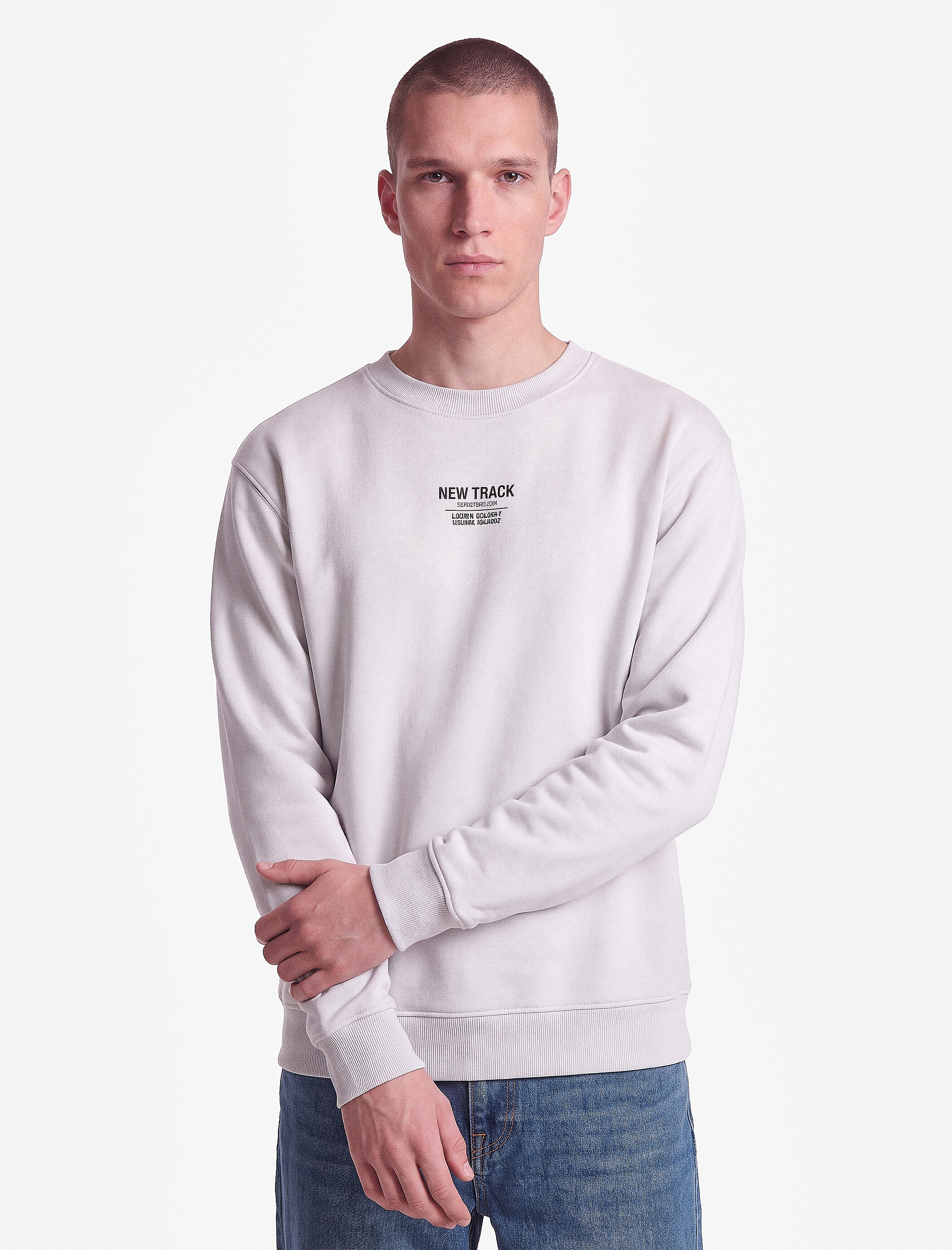   Üç İplik Şardonlu Rahat Kalıp Bisiklet Yaka Baskılı Sweatshirt