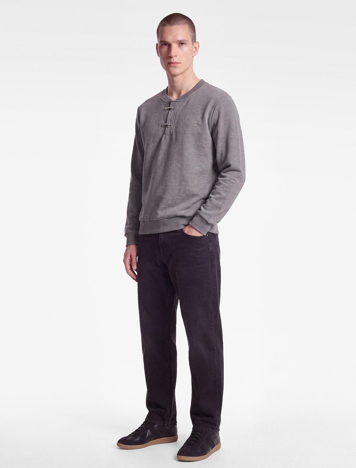  Uzun Kollu Süslü Kapamalı Üç İplik Şardonlu Bisiklet Yaka Sweatshirt