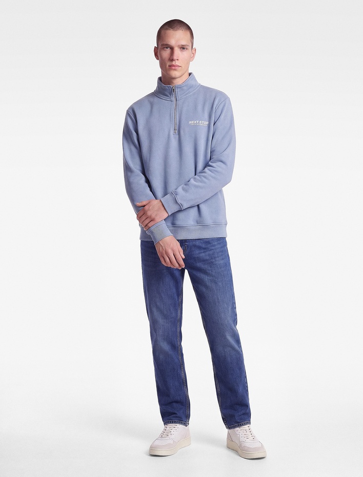  Uzun Kollu Üç İplik Şardonlu Yarım Fermuarlı Baskılı Sweatshirt