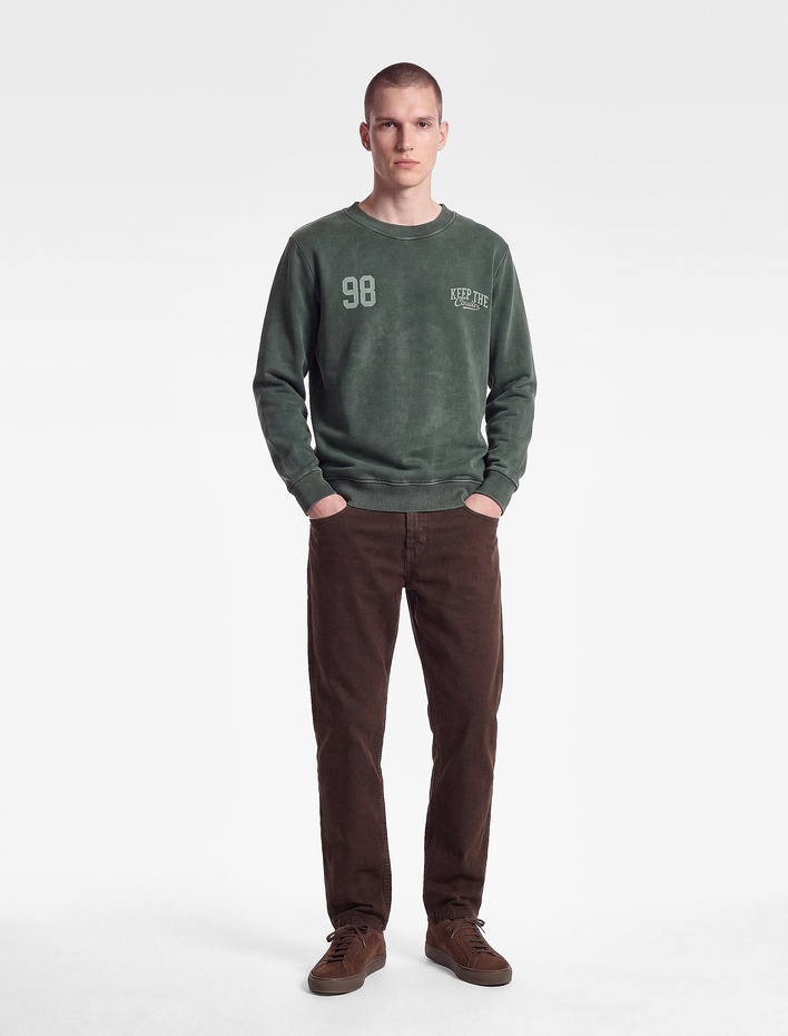  Şardonlu Yıkamalı Bisiklet Yaka Uzun Kollu Baskılı Sweatshirt