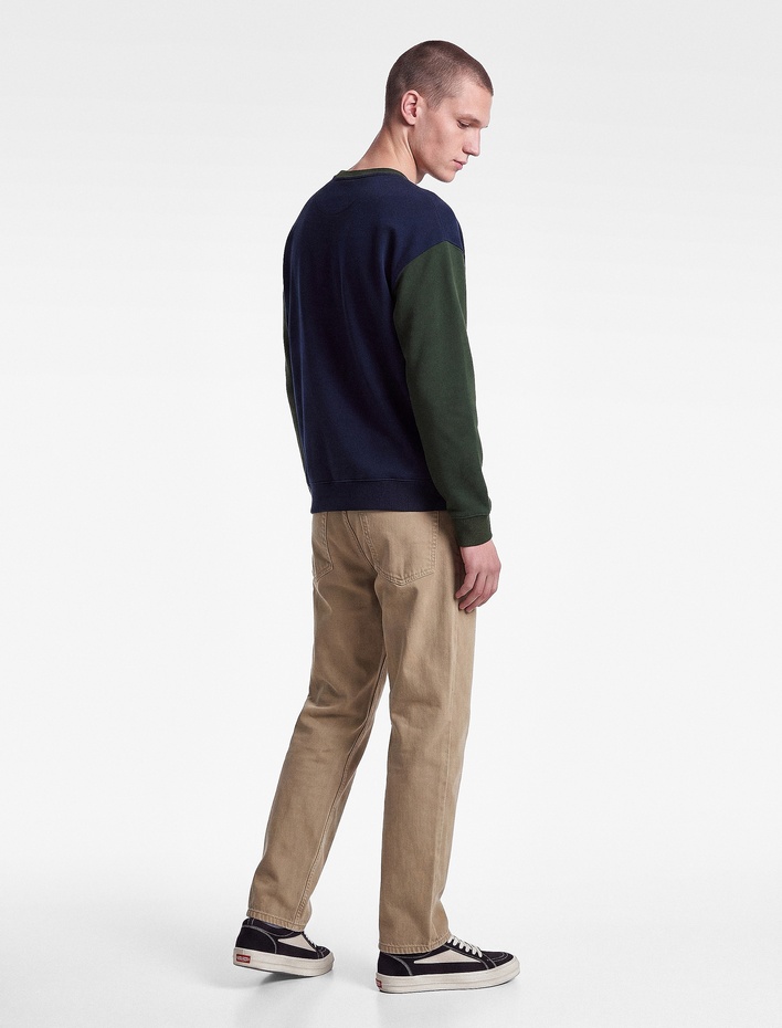  Renk Kontrastlı Uzun Kollu Bisiklet Yaka Sweatshirt