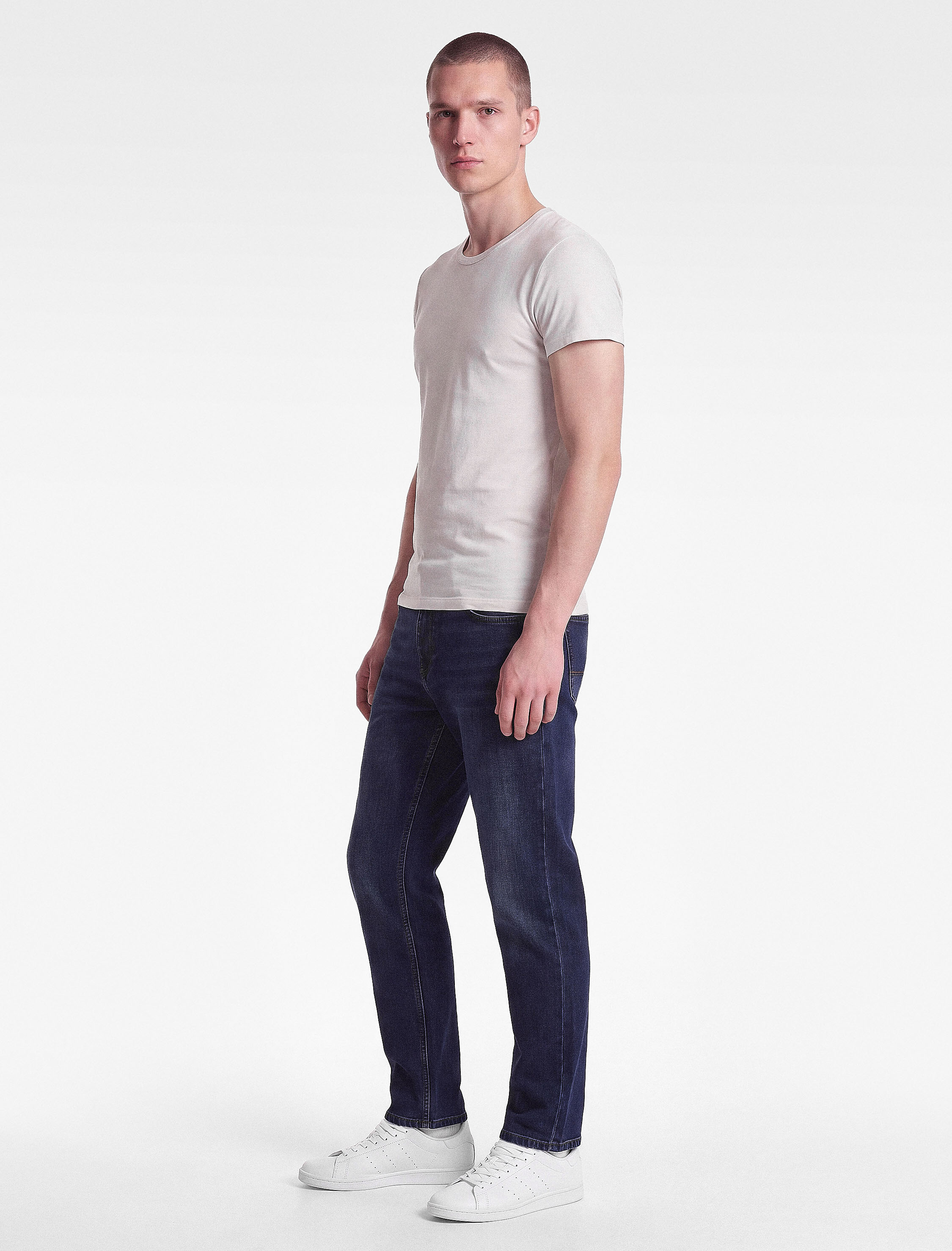   Kısa Kollu Bisiklet Yaka Basic Slim Fit Tişört