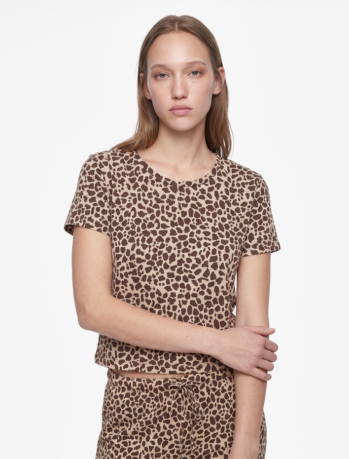  Leopar Desenli Rahat Kesim Bisiklet Yaka Kısa Kollu Pijama Üstü