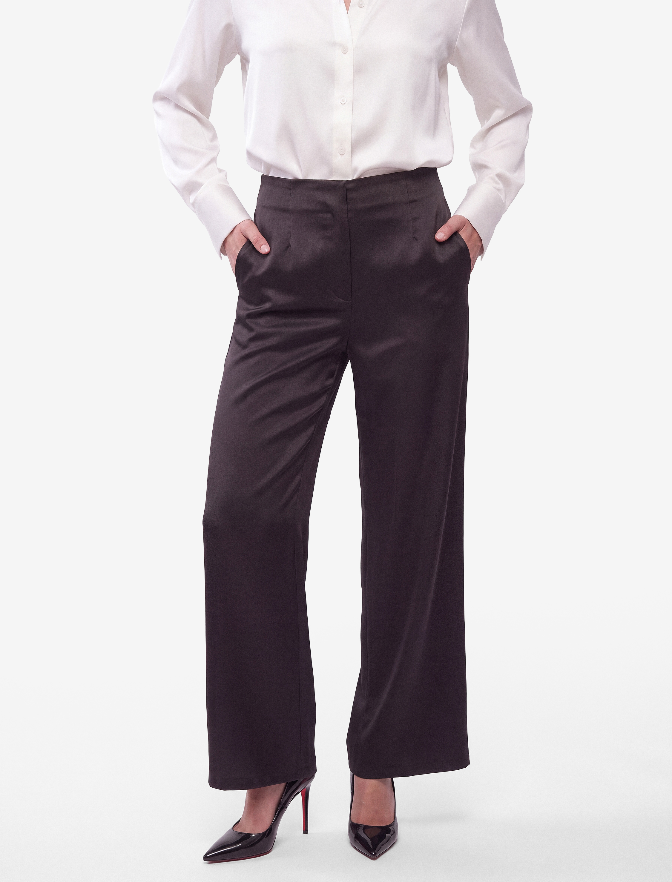   Normal Bel Regular Fit Geniş Paçalı Saten Pantolon