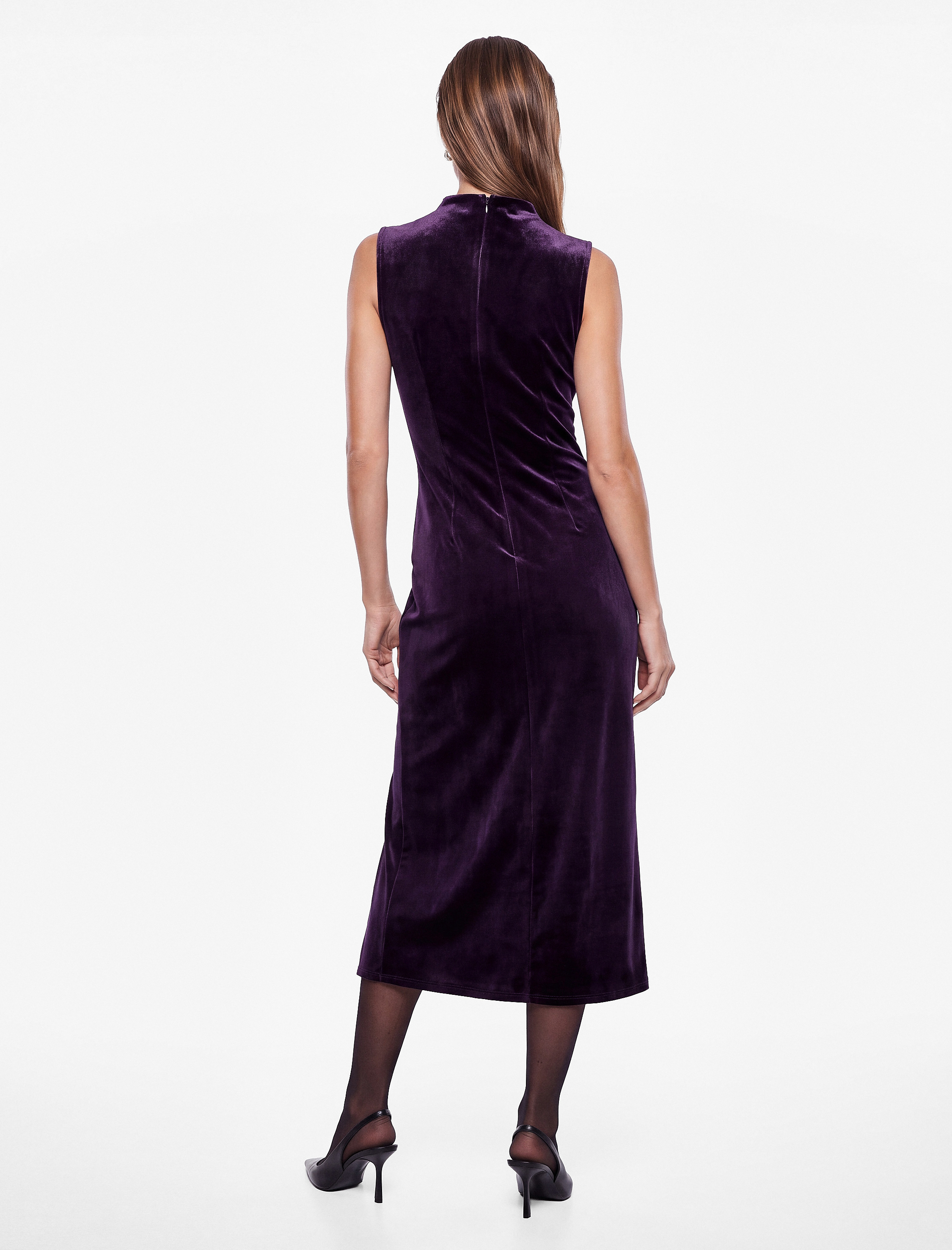   Slim Fit Yırtmaçlı Drapeli Kolsuz Dik Yaka Uzun Kadife Elbise