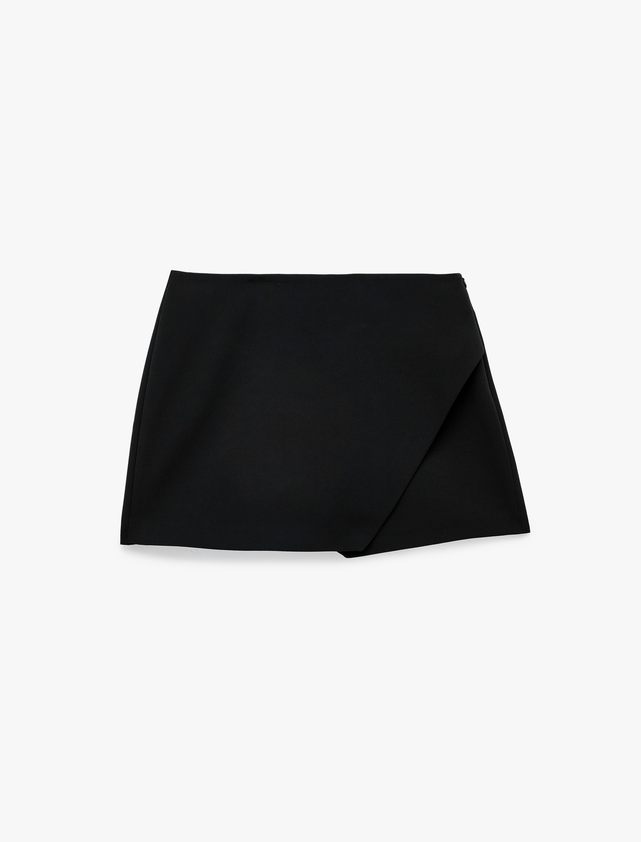   Koton X Sibil Çetinkaya - Slim Fit Mini Kruvaze Şort Etek