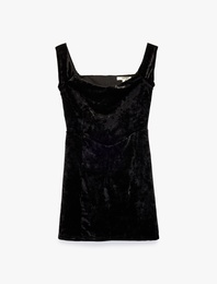 Kadife Mini Elbise Kare Yaka Kolsuz Slim Fit