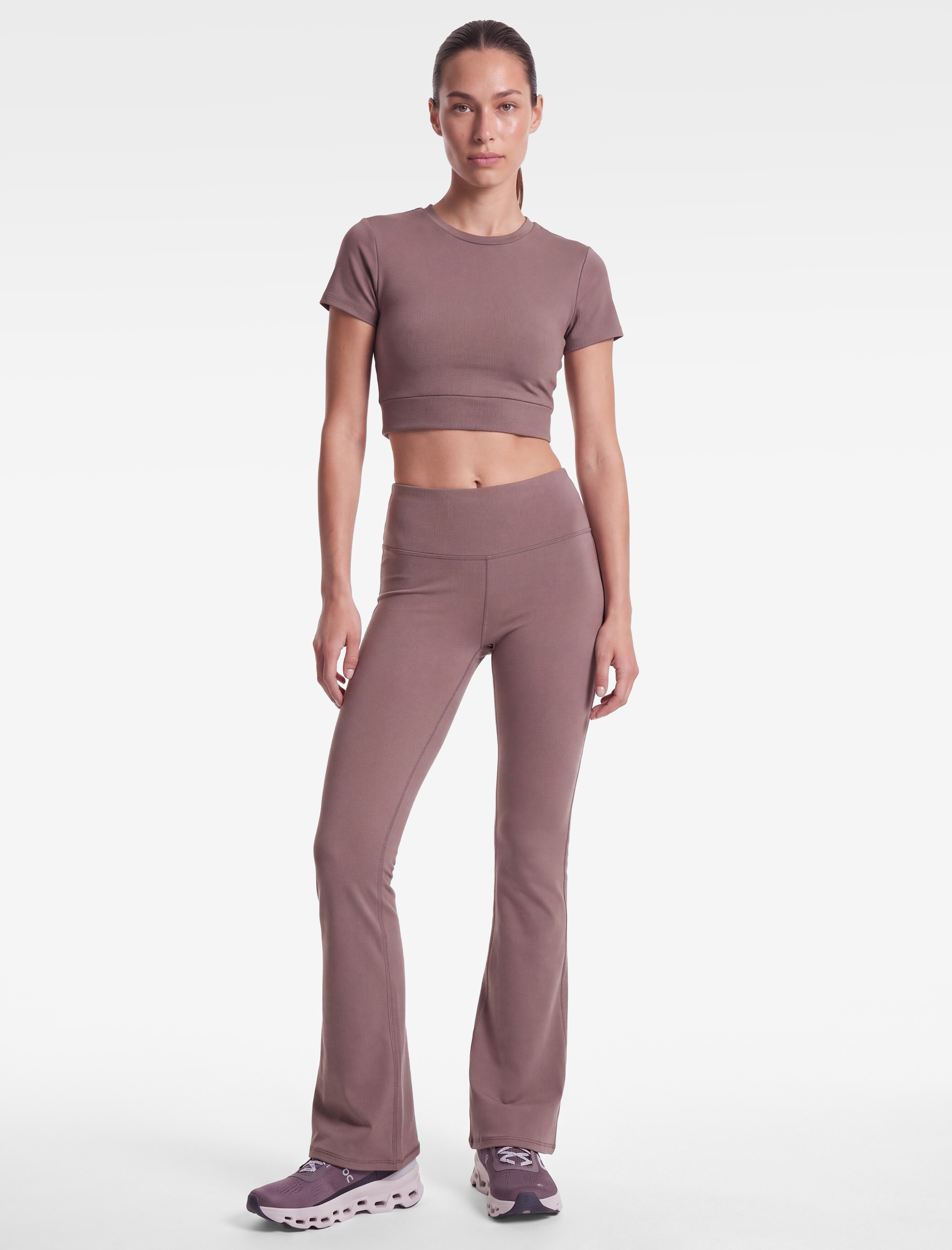   Slim Fit Yüksek Bel Dikiş Detaylı İspanyol Paça Spor Tayt