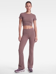 Slim Fit Yüksek Bel Dikiş Detaylı İspanyol Paça Spor Tayt