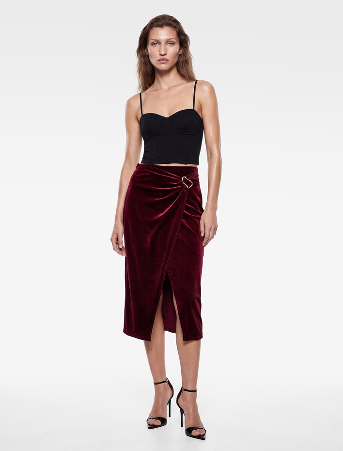  Slim Fit Aksesuarlı Yırtmaçlı Kruvaze Kadife Anvelop Midi Etek