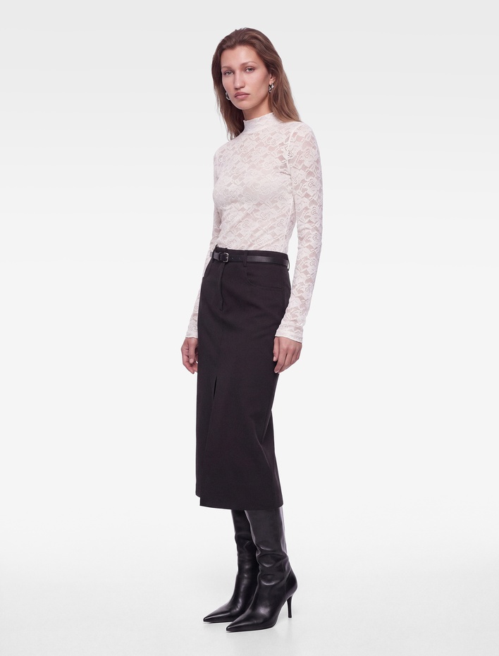  Slim Fit Uzun Kollu Çiçek Motifli Dantel Bluz Transparan
