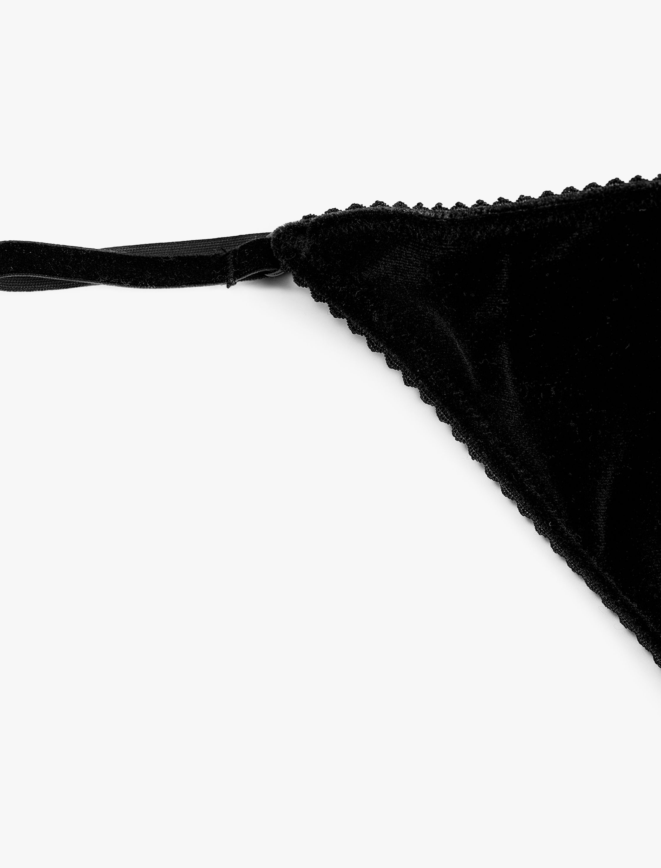   Rahat Kalıp Kadife String Külot