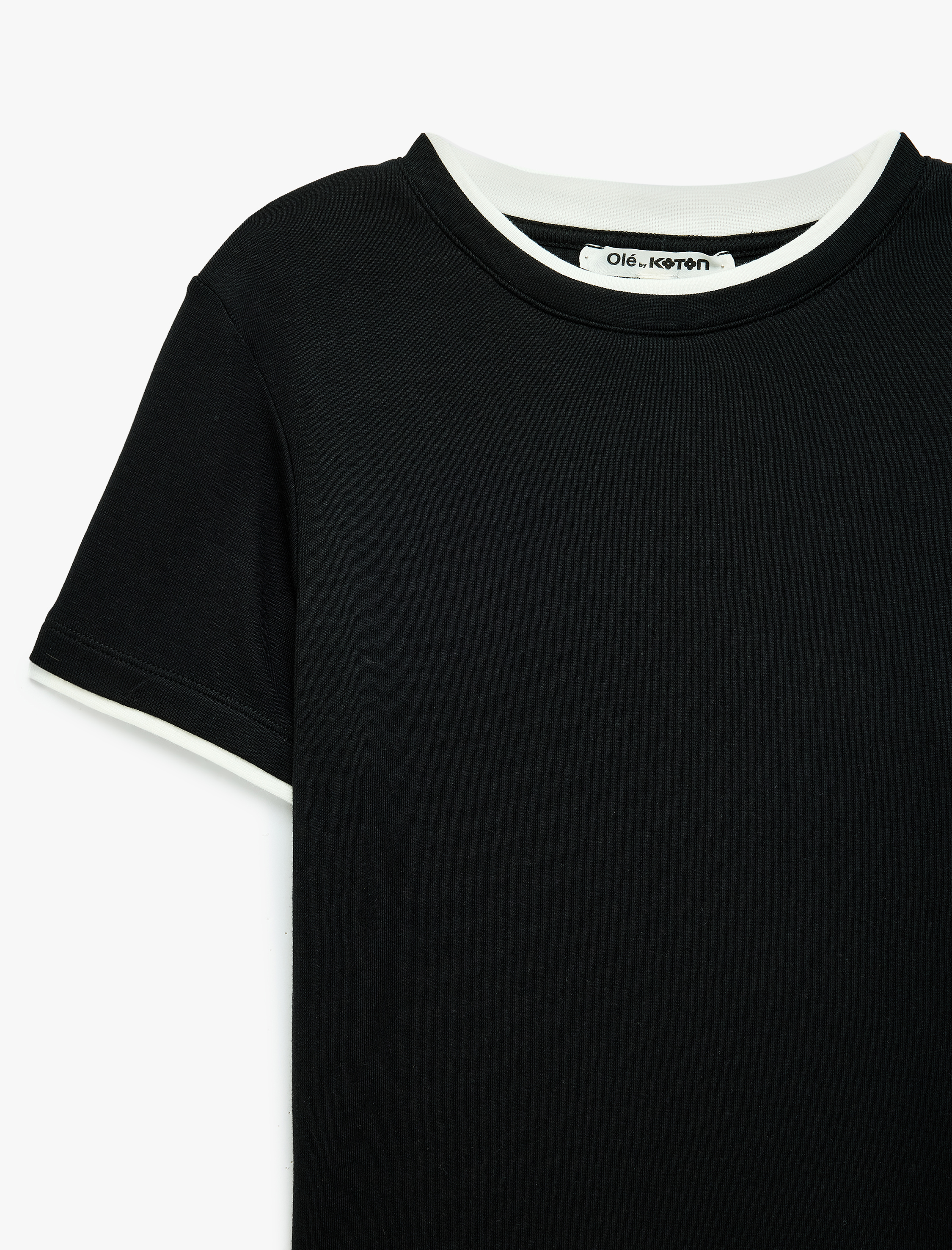   Slim Fit Modal Kumaş Bisiklet Yaka Kısa Kollu İkili Görünümlü Tişört