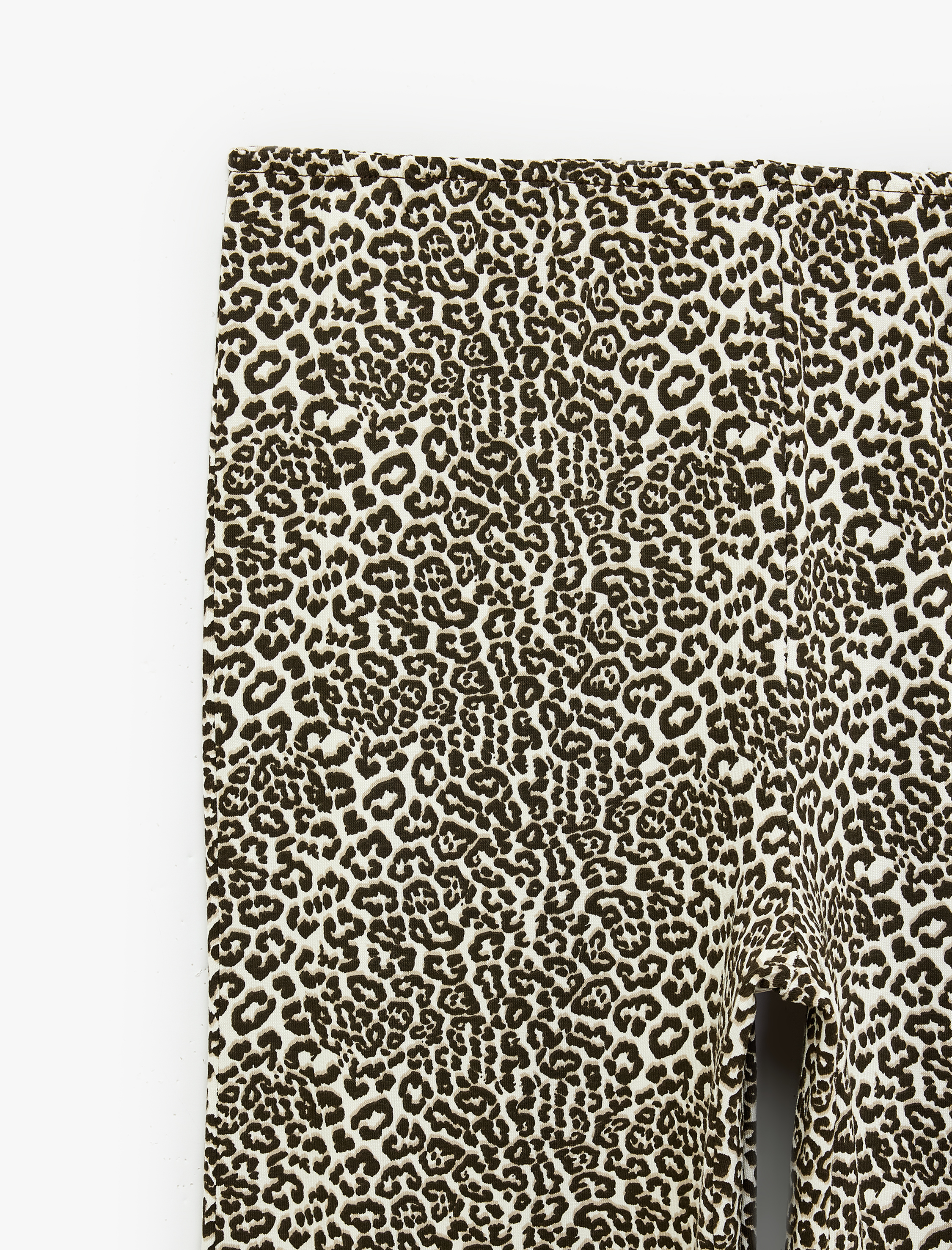   Leopar Desenli Beli Lastikli Rahat Kesim Viskon Pijama Altı