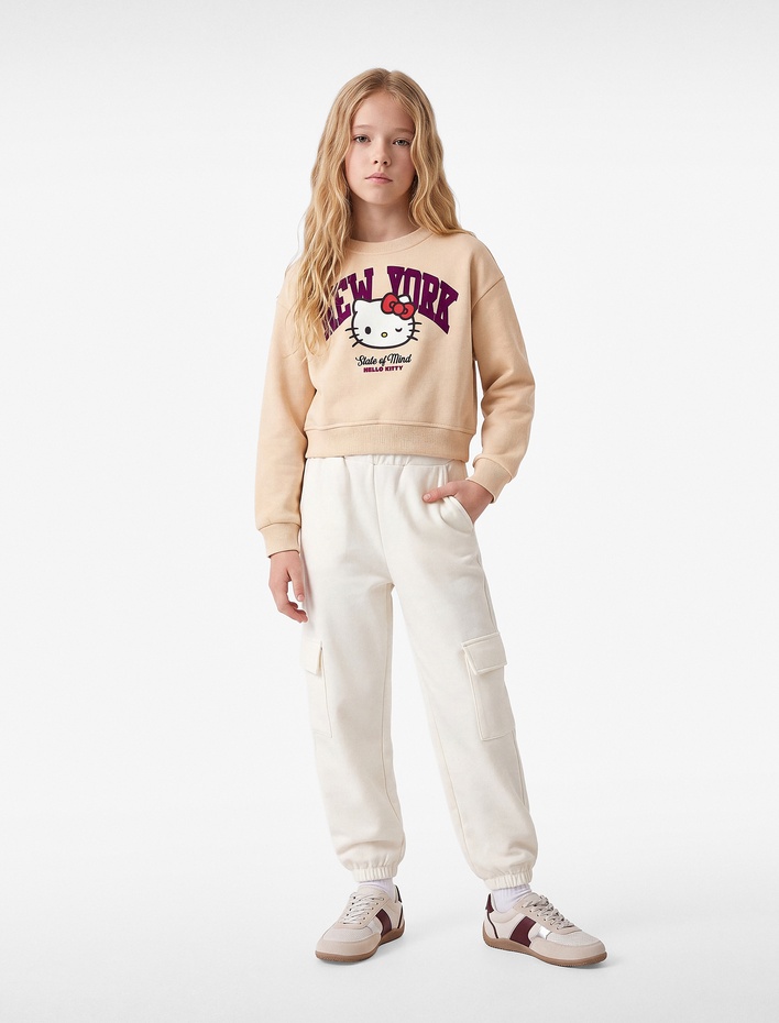 Kız Çocuk Hello Kitty Baskılı Şardonlu Uzun Kollu Bisiklet Yaka Crop Lisanslı Sweatshirt