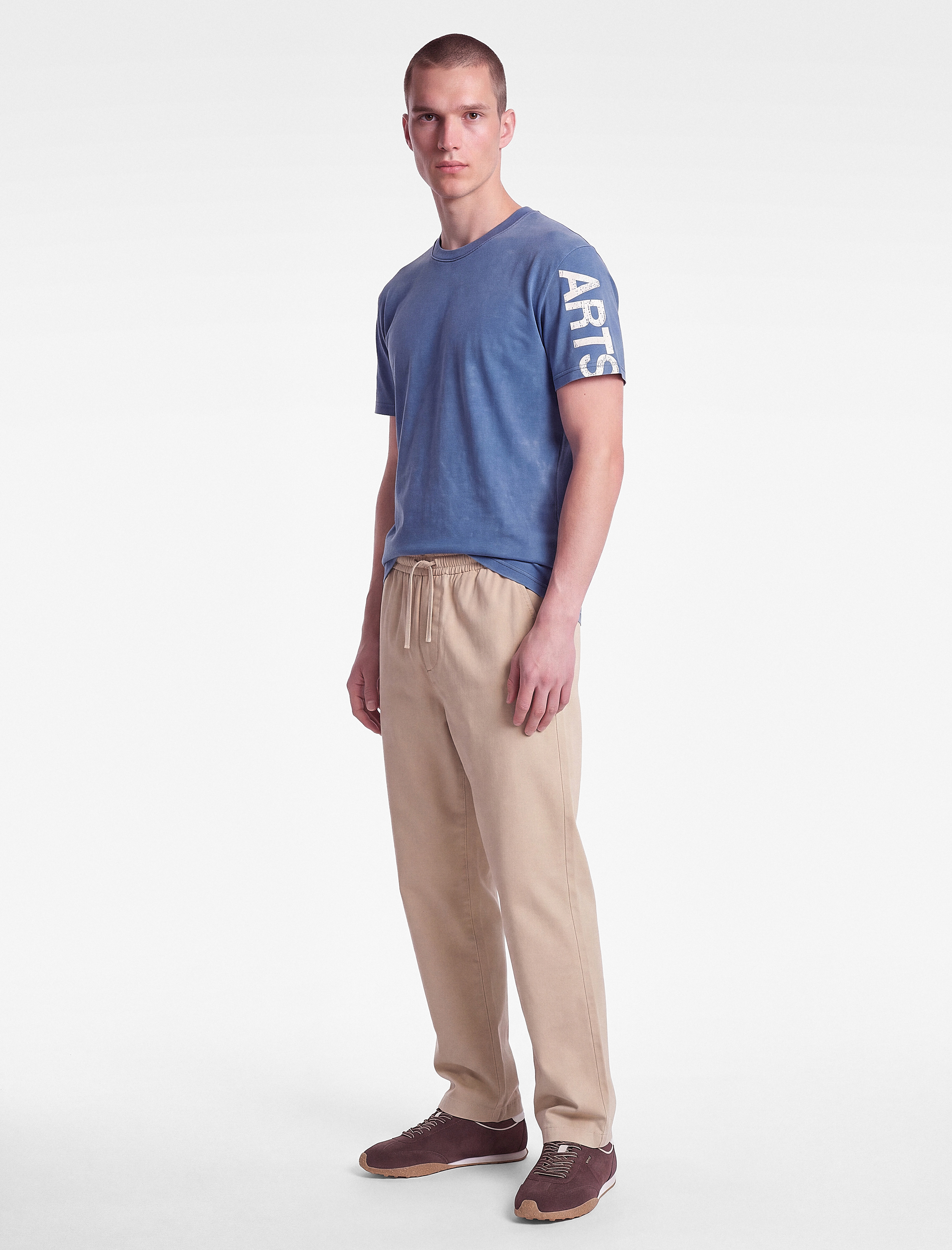   Pamuklu Kısa Kollu Bisiklet Yaka Yıkamalı Arkası Baskılı Slim Fit Tişört