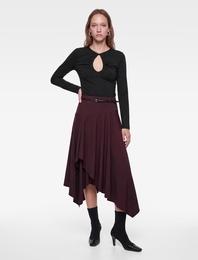 Büzgü Detaylı Slim Fit Pamuklu Bisiklet Yaka Uzun Kollu Tişört